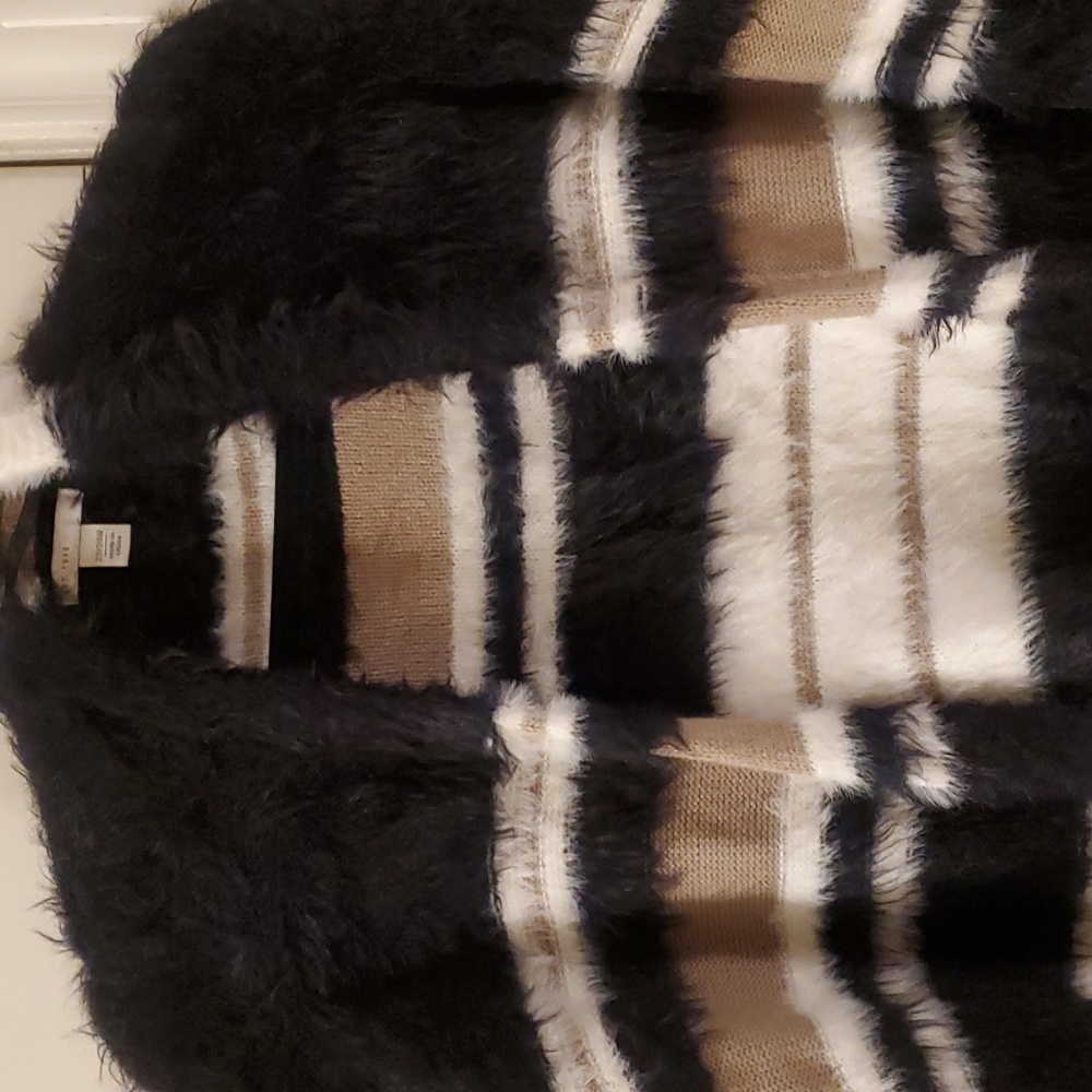 Fuzzy Open Front Cardigan Size 22/24 - image 2